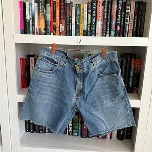 Urban outfitters urban renewal vintage Levi’s 90s distressed denim Jean shorts